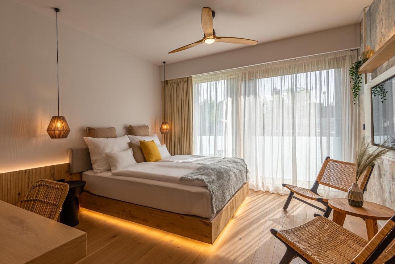 Reed Luxury Hotel By Balaton Siofok Exterior photo