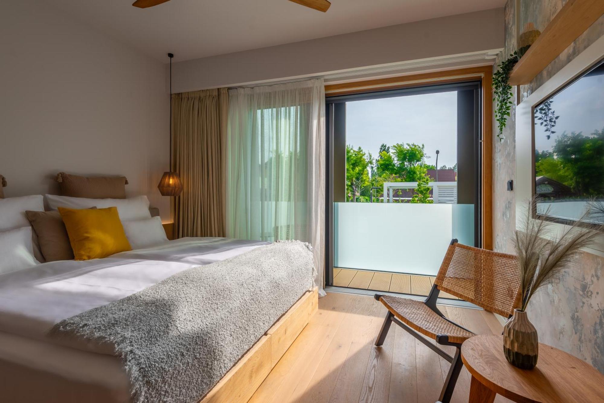 Reed Luxury Hotel By Balaton Siofok Exterior photo