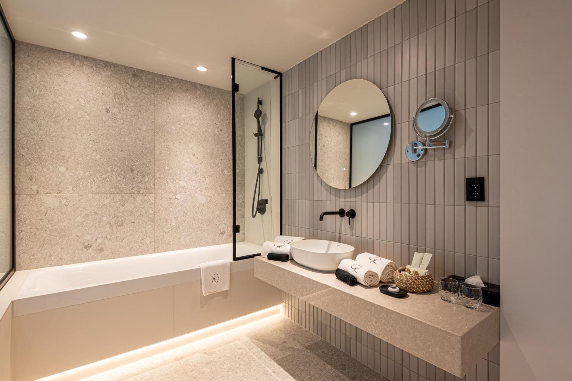 Reed Luxury Hotel By Balaton Siofok Exterior photo