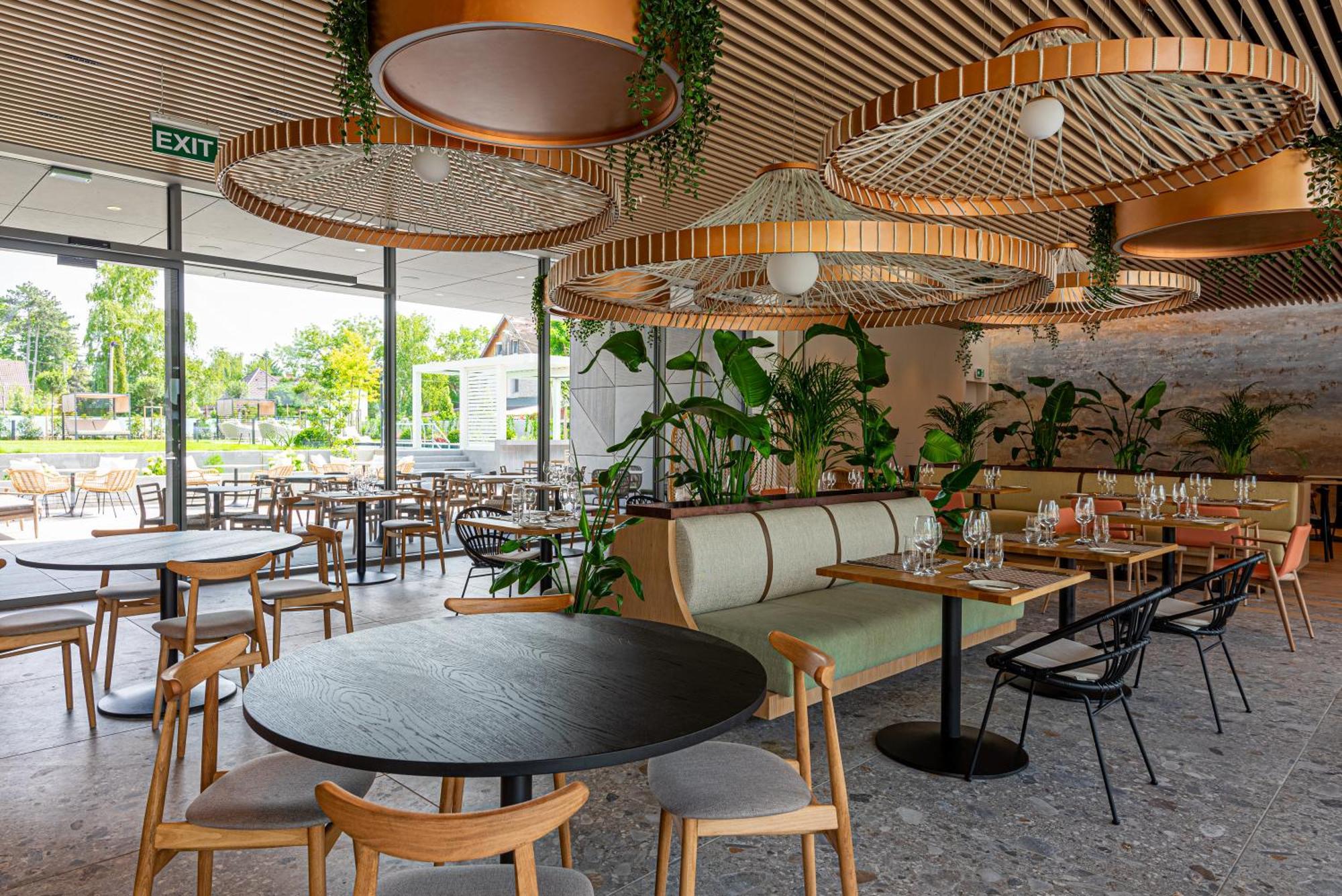 Reed Luxury Hotel By Balaton Siofok Exterior photo