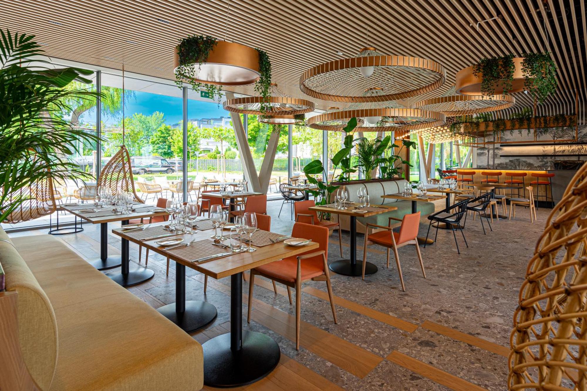 Reed Luxury Hotel By Balaton Siofok Exterior photo